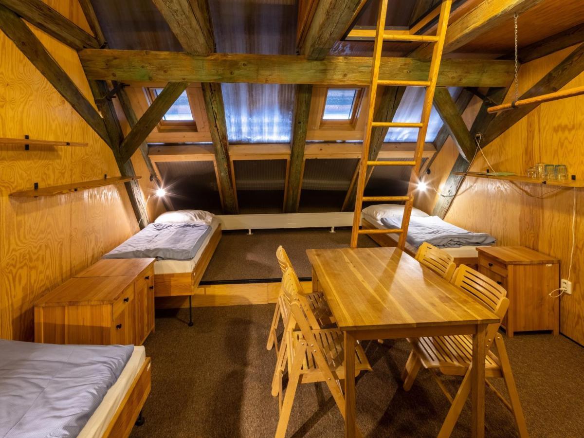 Zamecky Hostel Литомишль Экстерьер фото